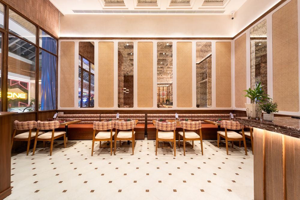 Inside the Pitampura outlet